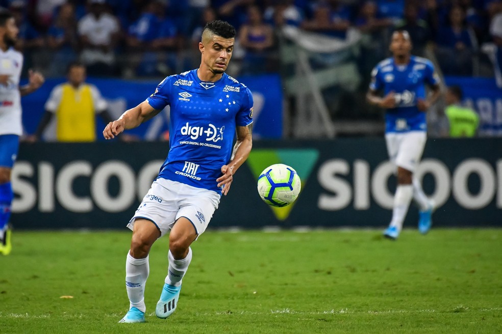 Cruzeiro é condenado a pagar R$ 4,3 milhões a Egídio; Rodriguinho e Arthur Caíke processam clube