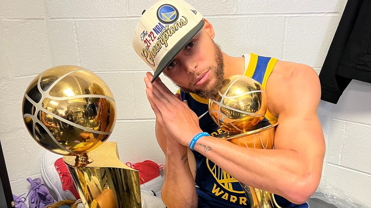 Stephen Curry comemora título da NBA com Warriors e MVP das finais: ‘Surreal’