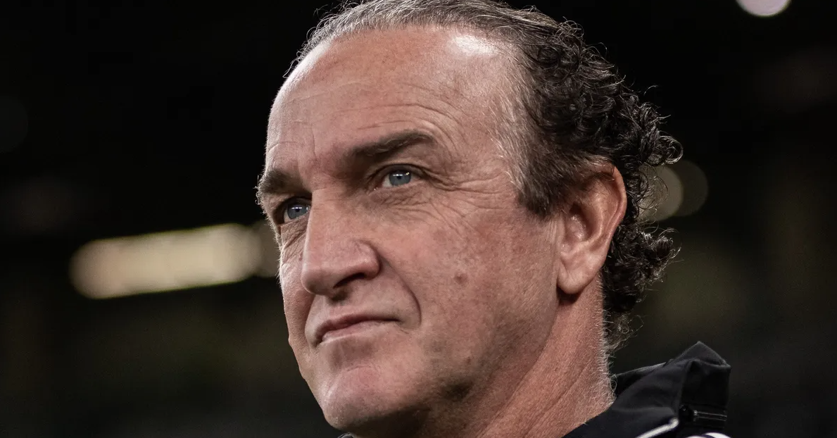 Cuca se emociona após ser chamado de ‘mercenário’ em derrota do Atlético