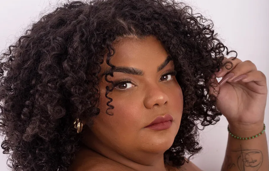 Flora Cruz acusa cuidador do pai, Arlindo Cruz, de importunação sexual